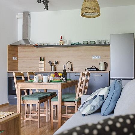 City And Thermal Apartman Gyor Luaran gambar